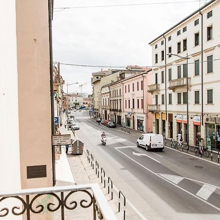 Intero Appartamento Nel Cuore Di Vicenza Buitenkant foto