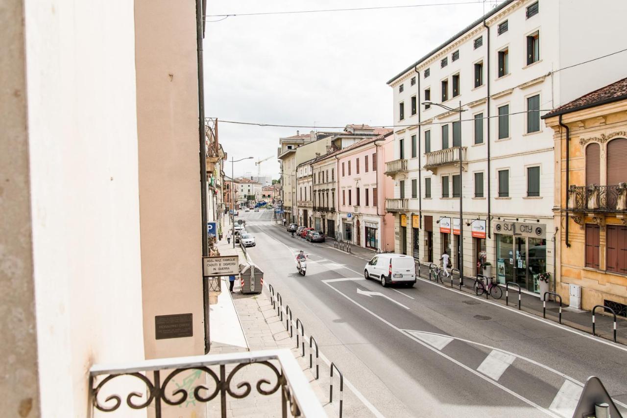 Intero Appartamento Nel Cuore Di Vicenza Buitenkant foto